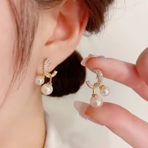 14K gold plating Korean new design fashion jewelry copper zircon letter C cross pearl earrings elegant women's daily accessories